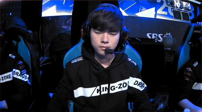 真是胡整！球队惨败外援玩嗨，一人出手次数，比所有本土还多4次.